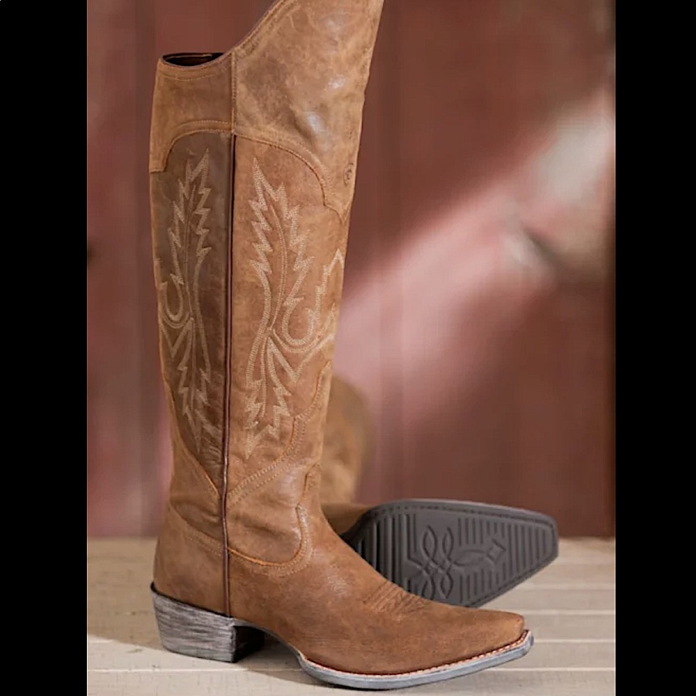 Women’s Ariat Murrieta knee-high leather cowboy boots.